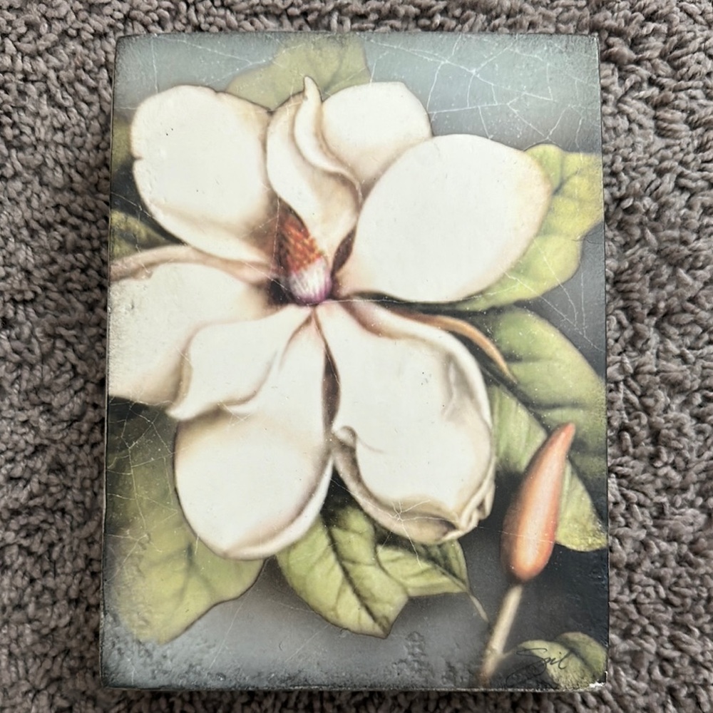 SIGNED by SID DICKENS TILE T 301 Magnolia